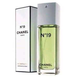 Női parfüm Chanel No. 19.