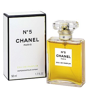 Női parfüm Chanel No. 5.