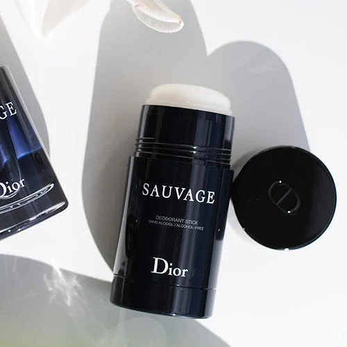 Parfümös kozmetikumok Dior Sauvage