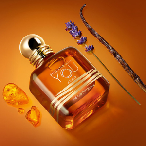 Különleges kiszerelések Giorgio Armani Emporio Armani Stronger With You Amber
