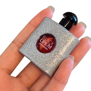 Különleges kiszerelések Yves Saint Laurent Black Opium