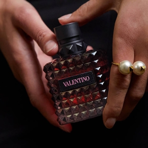 Női parfüm Valentino Donna Born In Roma Intense