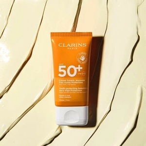 Szezonális termékek Clarins 50+