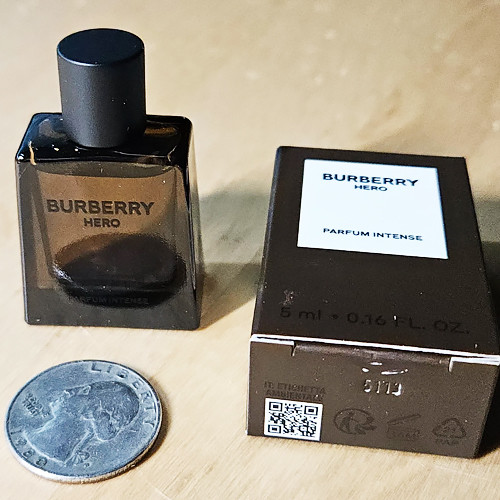 Különleges kiszerelések Burberry Hero
