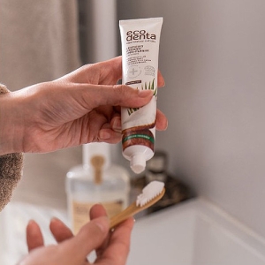 Tisztálkodás Ecodenta 